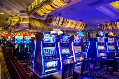 Multi-sport dashboard and live-dealer interface